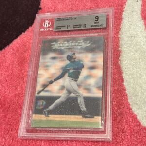 Ken Griffey Jr – 1995 Topps DIII #43 – BCG 9 Mint – As Pictured